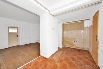Sobotovice - prodej rodinného domu 70 m², pozemek 180 m² - 3