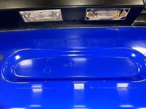 Páté dveře levá strana modrá barva L052 VW Caddy 3 2K FL 13 - 3