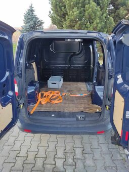 Ford Transit Courier - 3