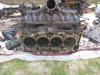 Motor bkd 2.0 103kw díly - 3