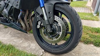 Yamaha FZ8 Fazer - 3