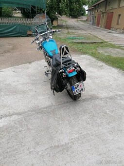 SUZUKI VS 800 INTRUDER - 3