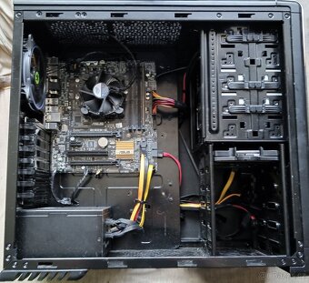 Prodám starší PC - 3