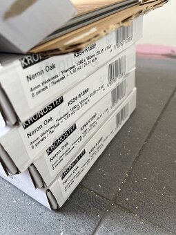 Prodám 8 m2 vinylové podlahy klik klak dub - 3