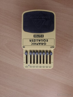 Behringer EQ700 - 3