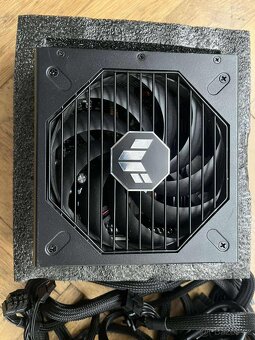 ASUS TUF GAMING 1000W GOLD - 3