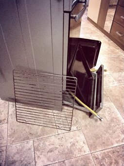 PRODÁM KUCHYŇSKÝ SPORÁK - 3