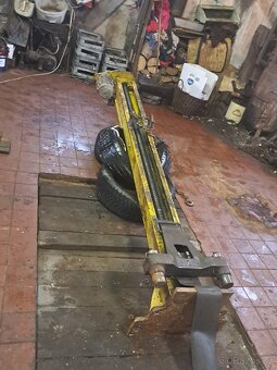 Dvousloupovy zvedák 4t. - 3