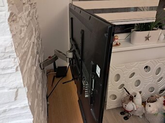 Televizor LG 42LV3550 - 3