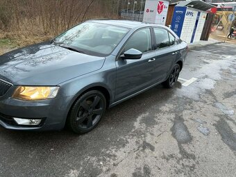 Škoda Octavia 1.6TDI 85kw Style - 3