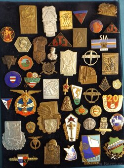 odznaky - různé druhy - 3