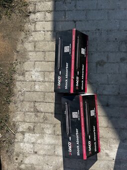 Přední tlumiče pro Volkswagen Golf 5 - 3