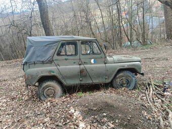 UAZ 469 - 3