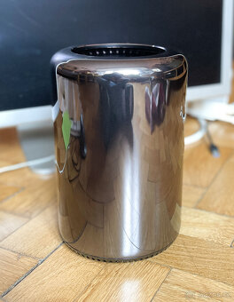 MacPro + Cinema Display HD 23" - 3