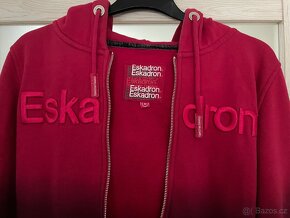 Krasna Nova mikina Eskadron vel M Pěkný silný materiál - 3