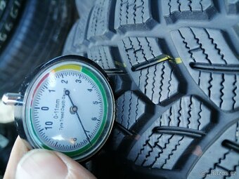 185/60/15 zimni pneu FIRESTONE a GISLAVED 185/60 R15 - 3