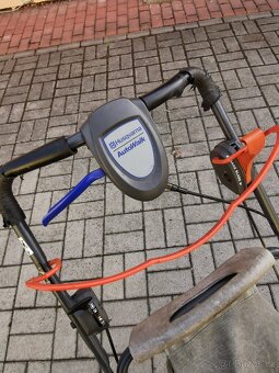 Sekačka Husqvarna Honda. Spojka nože - 3
