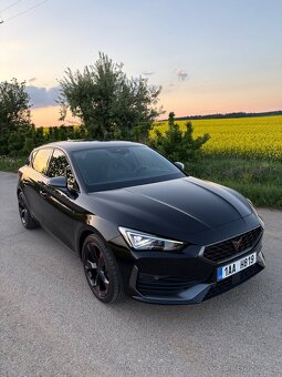 Cupra Leon / 10/2023 / záruka / ČR / garážované / nebourané - 3