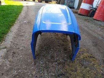 Přední kapota na New Holland T5060 - 3