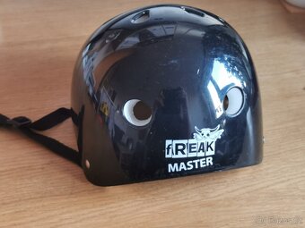Sportovní helma / přilba Master Freak - 3