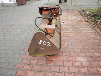 Lžíce svahová hydraulická bez upínání, 8D2 - 3