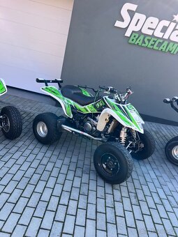 Suzuki LTZ 400, stunt, po zadnim, - 3