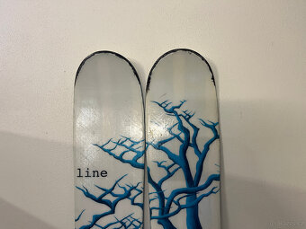 Prodám pánske lyže zn. Line twintip délka 176cm - 3