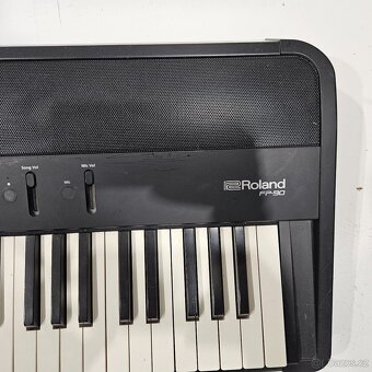 Roland FP 90 Digital Piano, Black - 3