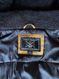 Prodám chlapeckou zimní bundu s kapucou plus dám vestu M&S - 3