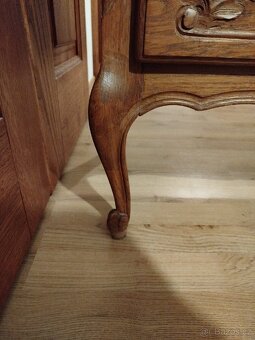 Historická komoda - 3