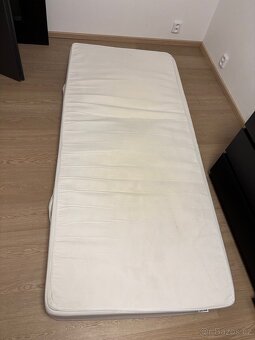 Postel ikea malm 90x200 - 3