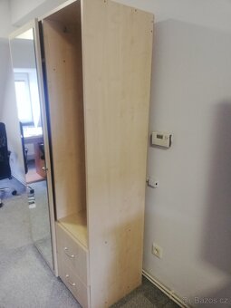 Šatní skříň se zrcadlem, dekor bříza, dobrý stav, pevná, - 3