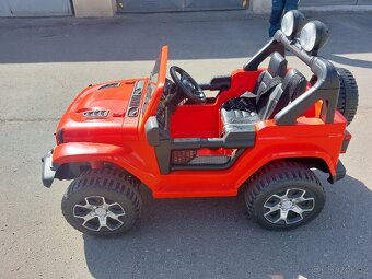 Dětské elektrické autíčko - 3