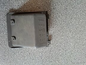 Fiat Punto I kastlík pojistek - 3
