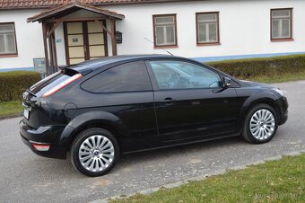 Ford Focus 1.6i - 85kw , bez koroze , FUUL servis pouze FORD - 3