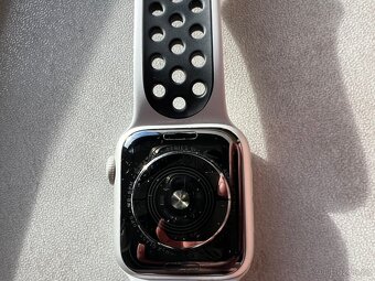 Apple Watch series 5 - 3