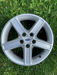 ALU KOLA FORD FOCUS R16 5X108 - 3