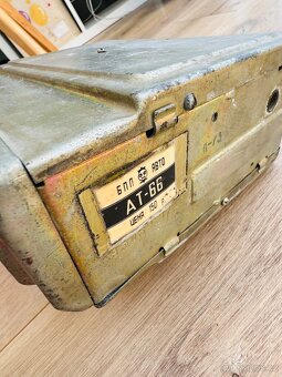 Radio Gaz 24 Volha 1 model 1970-1975 rok AT -66 - 3