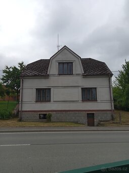 Prodám rodinný dům k rekonstrukci - 3