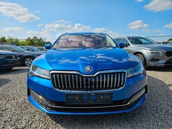 Škoda Superb kombi 2.0 TDI Premium Edition rok 05/2021 - 3