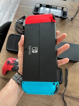 Nintendo switch OLED - TOP STAV + příslušenství - 3