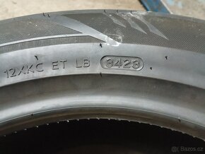 Prodám nové pneu 225/55-17 - 3