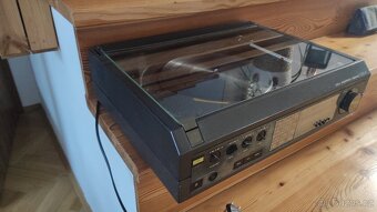 Tesla gramoradio Dominant - 3
