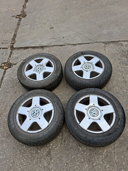 Alu kola vw golf 4 , 195/65R15 zimní pneu - 3