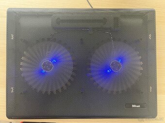 Chladící podložka Trust AZUL Cooling Stand - 3