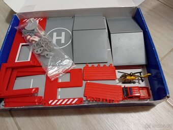Siku World 5502 Set požární stanice - 3