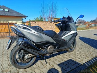 KYMCO AK 550 - 3