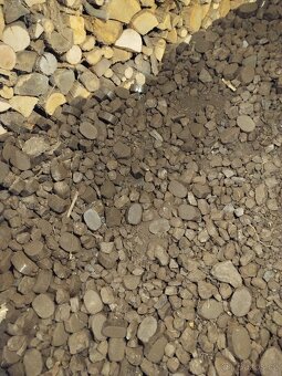 Uhlí a uhelné brikety Rekord - 3