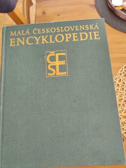 Malá encyklopedie - 3