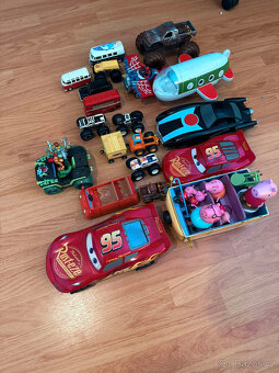 Hračky autíčka na prodej - 3